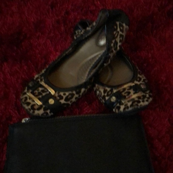 Two piece - Picture 3 of 8